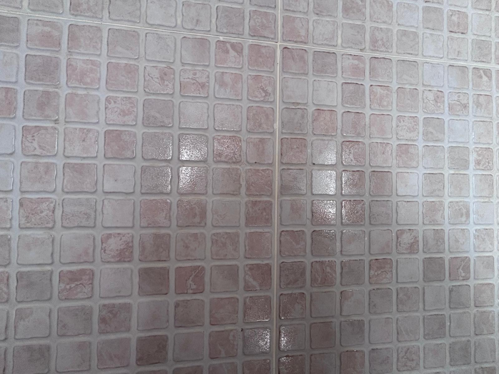 BONITO PISO EN ENTREPARQUES II.  ¡PARA ENTRAR A VIVIR! INCLUYE PLAZA DE PARKING Y AMPLIO TRASTERO EN SUBTERRÁNEO.