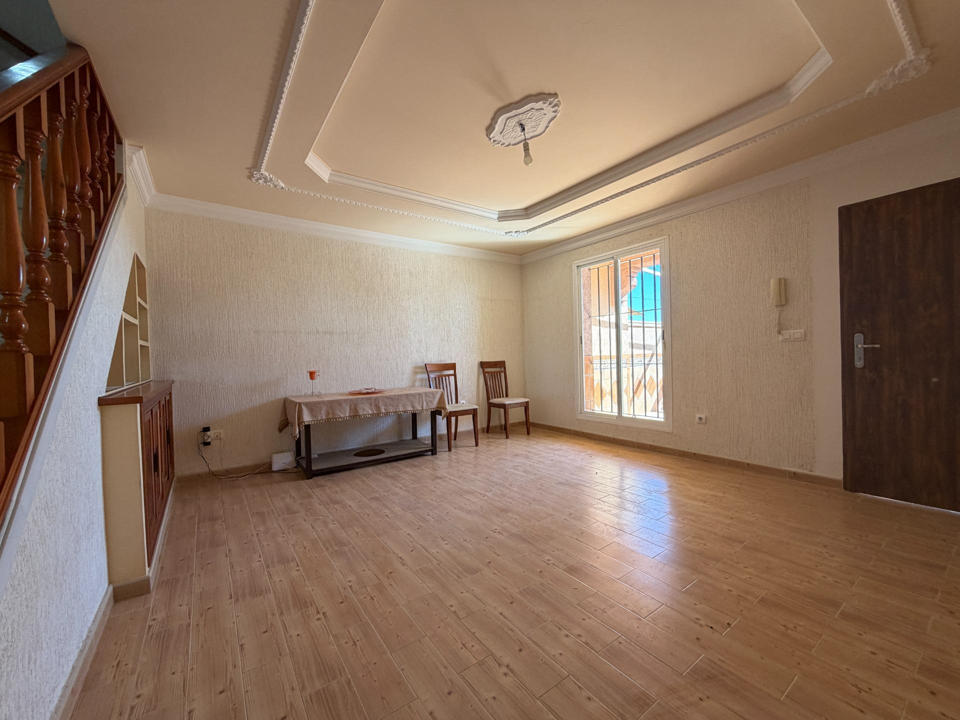 CASA UNIFAMILIAR EN GUADALCACÍN TOTALMENTE REFORMADA