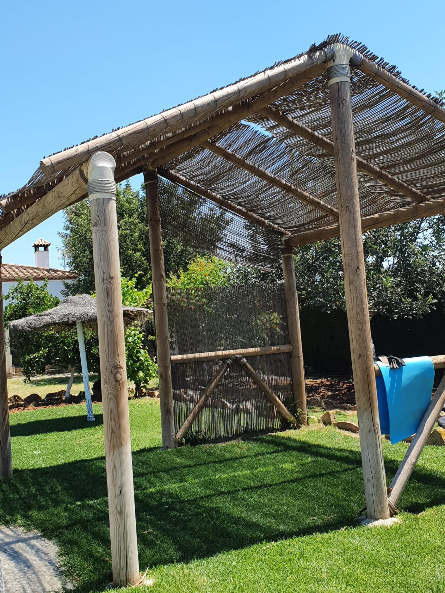 Encantadora Casa con Piscina cerca de puerto serrano - ¡Listo para Entrar a Vivir!