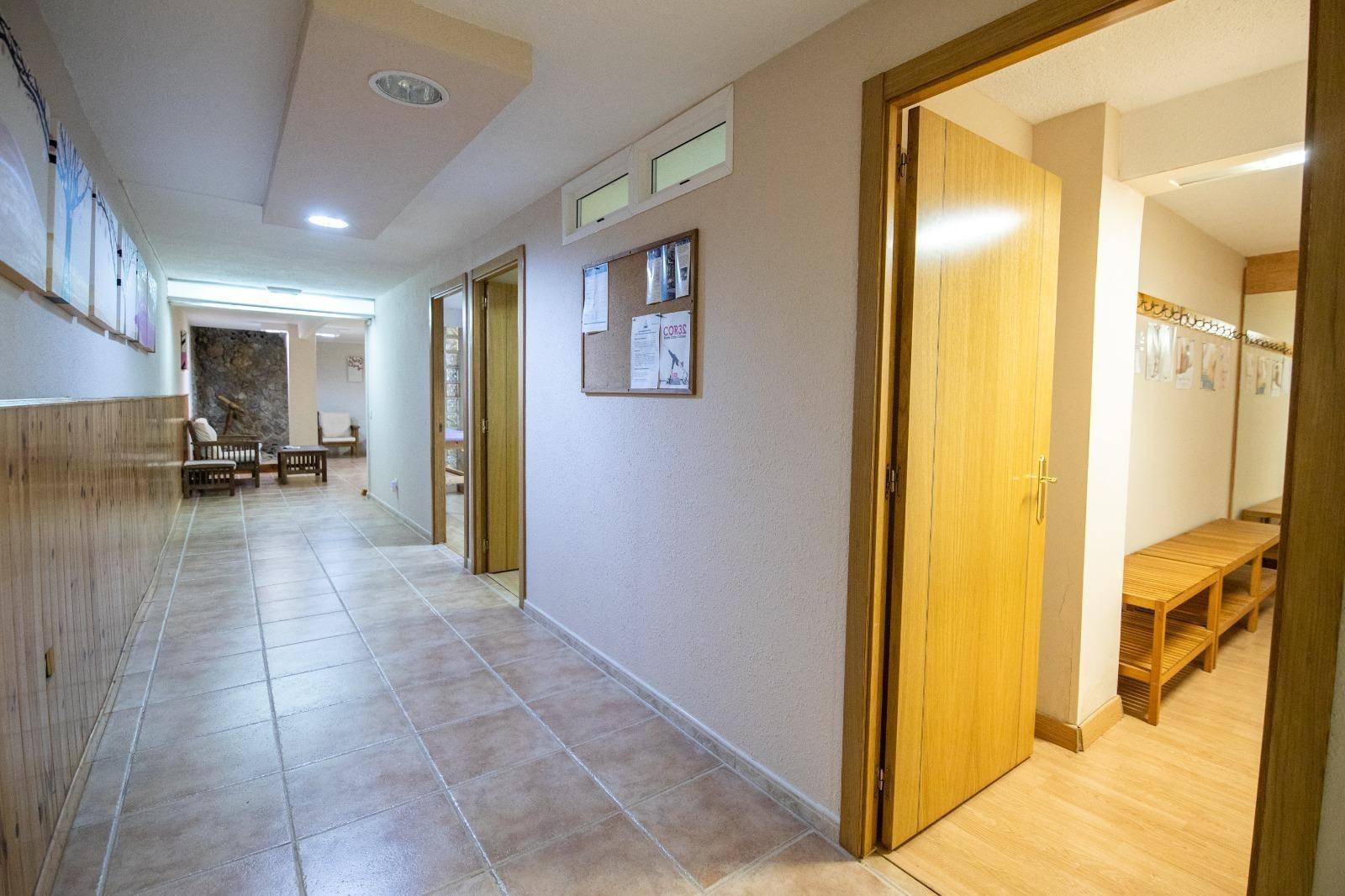 ESPACIO ADAPTABLE IDEAL PARA MULTIPLES PROYECTOS EN BARRIADA ESPAÑA