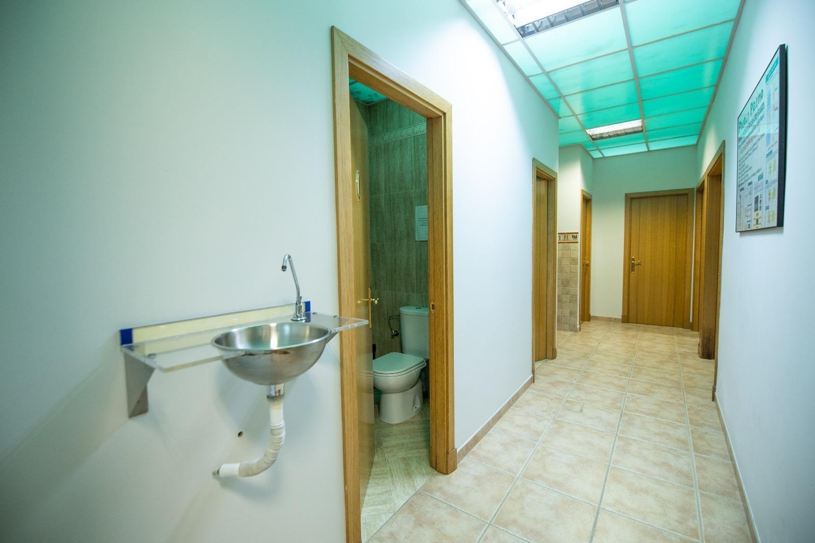 ESPACIO ADAPTABLE IDEAL PARA MULTIPLES PROYECTOS EN BARRIADA ESPAÑA