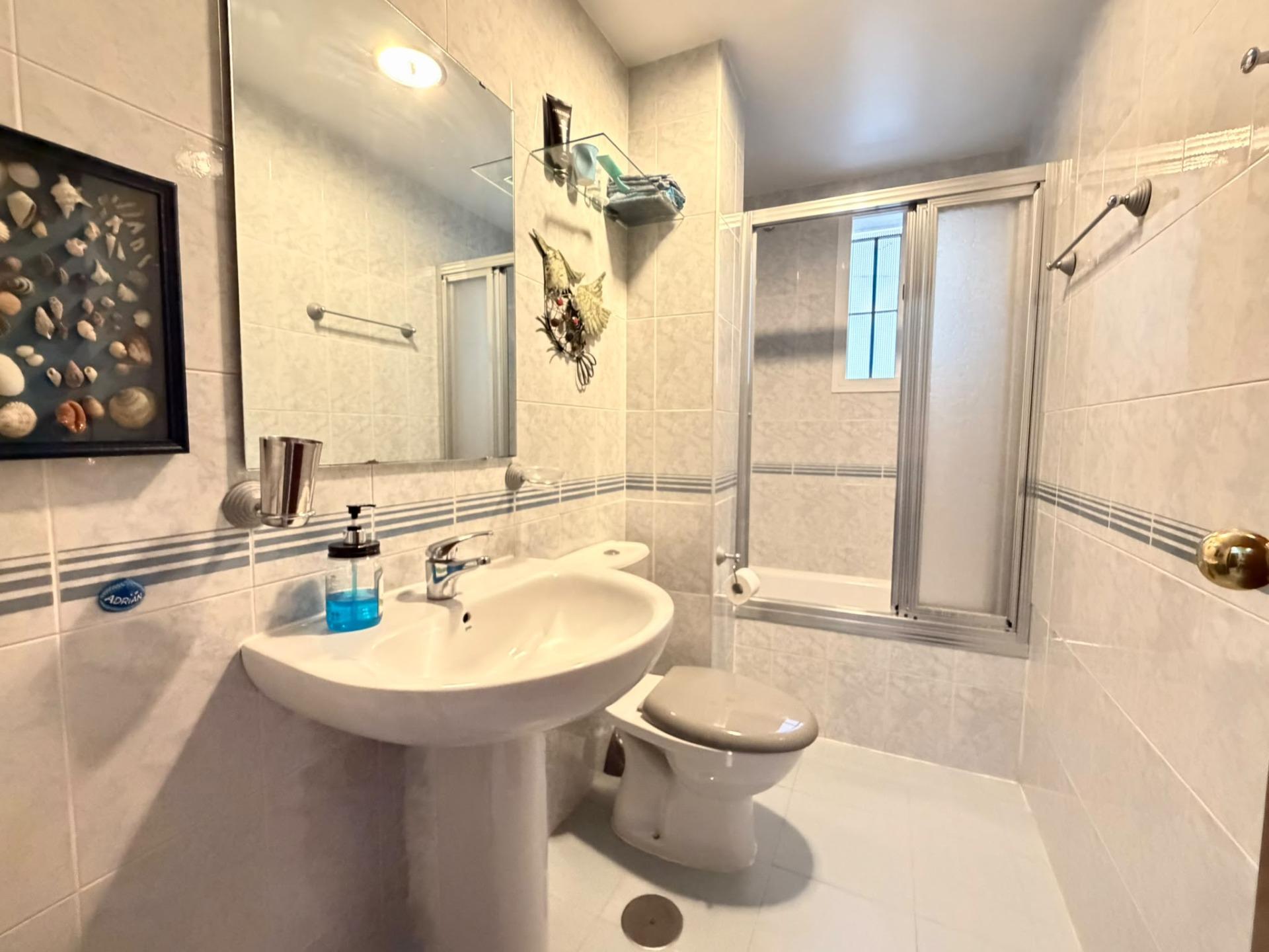 PISO EN PUERTAS DEL SUR CON PISCINA Y GARAJE